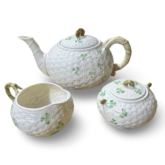 Belleek Other - Vintage Belleek Shamrock Basketweave Tea Set